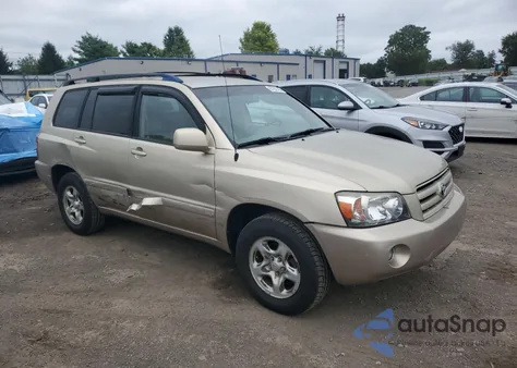 2005 Toyota Highlander z USA, uszkodzony, nr VIN JTEGD21A150113612